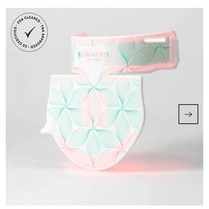 Omnilux Contour Neck and Décolleté Mask